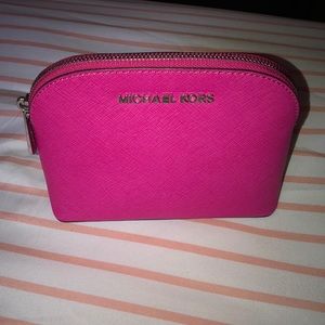 Michael kors hot pink cosmetic bag